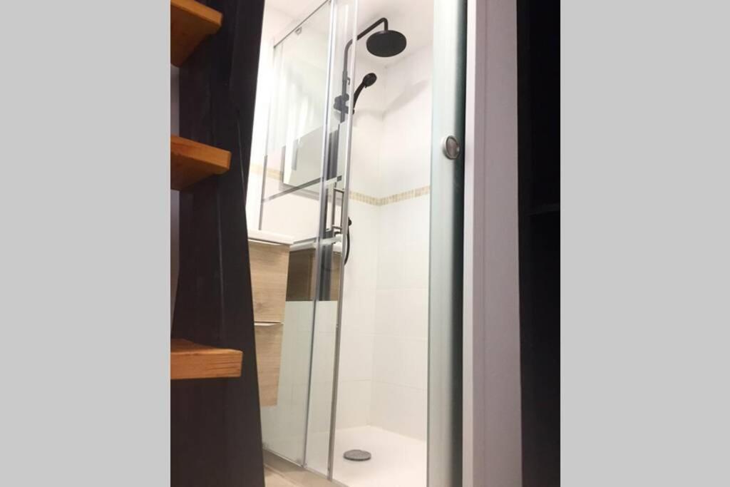 Ferienwohnung Studio Tout Equipe Marguerittes Exterior foto